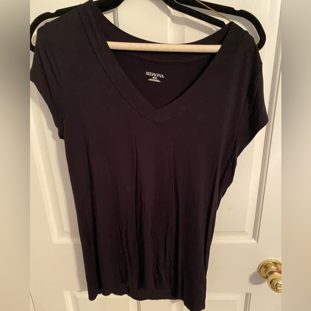 Black Vneck